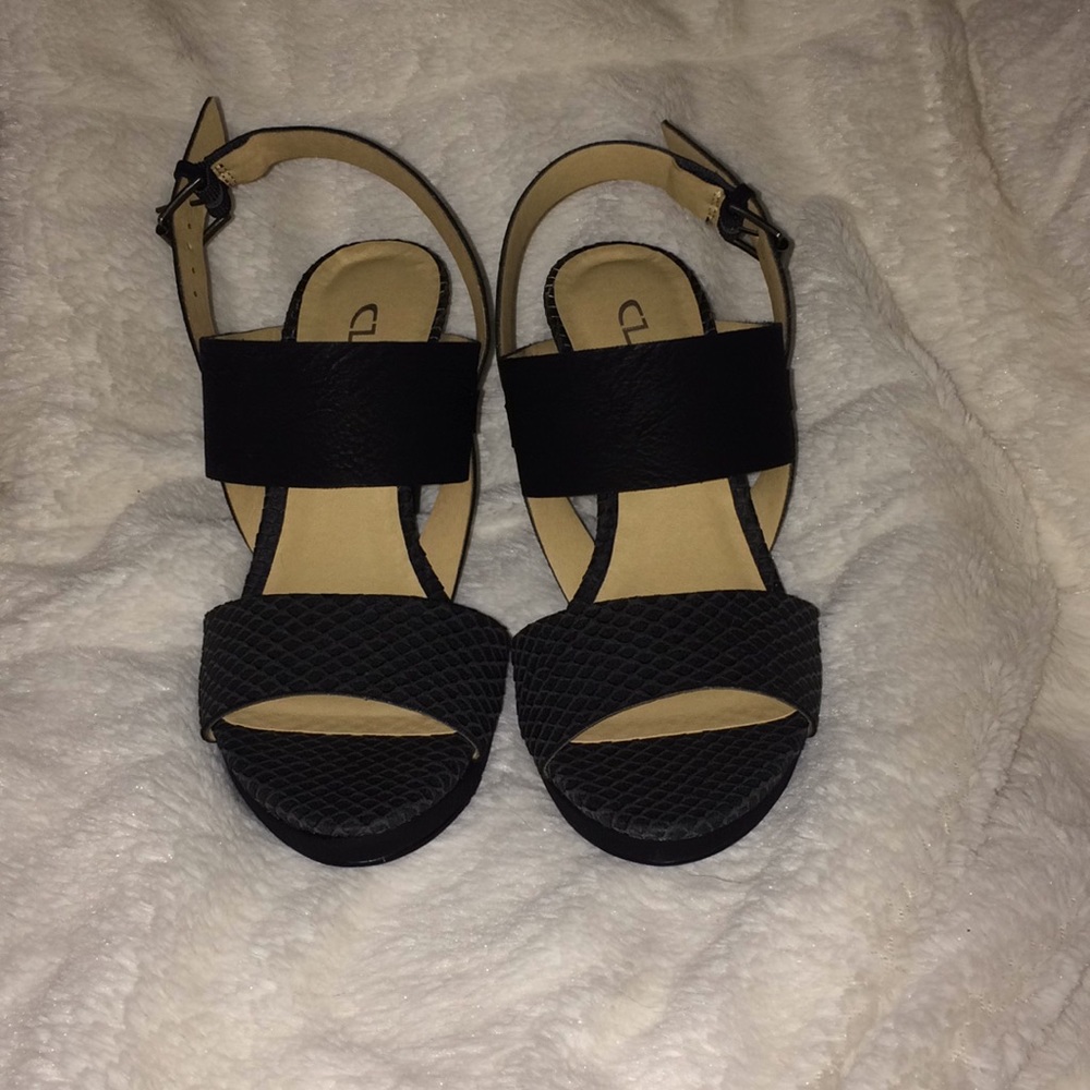 Sandal heels